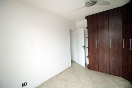 Quarto 1 de apartamento à venda com 2 quartos, 90m² em Olaria, Rio de Janeiro