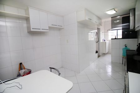 Apartamento à venda com 90m², 2 quartos e 1 vagaCozinha