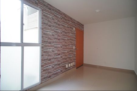 sala de apartamento para alugar com 2 quartos, 48m² em Canudos, Novo Hamburgo