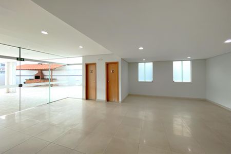 Apartamento à venda com 76m², 2 quartos e 2 vagasÁrea comum - Salão de festas