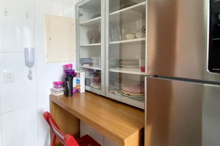 Apartamento à venda com 76m², 2 quartos e 2 vagasCozinha
