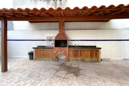 Apartamento à venda com 76m², 2 quartos e 2 vagasÁrea comum - Churrasqueira