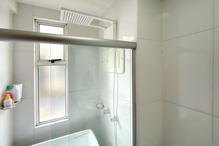 Apartamento à venda com 76m², 2 quartos e 2 vagasBanheiro Social