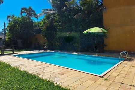 Casa à venda com 215m², 4 quartos e 3 vagas