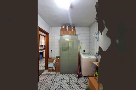 Casa à venda com 215m², 4 quartos e 3 vagas