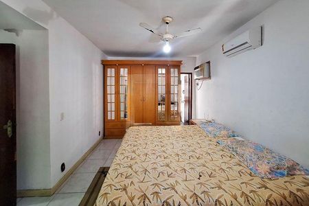 Casa à venda com 215m², 4 quartos e 3 vagas