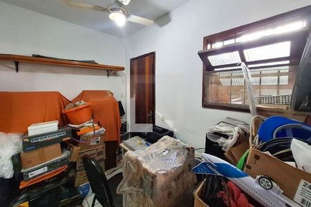 Casa à venda com 215m², 4 quartos e 3 vagas