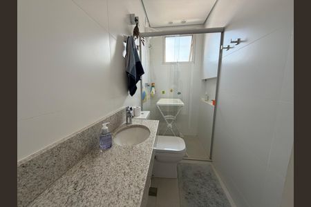 Casa à venda com 3 quartos, 200m² em Vila Santo Estevão, São Paulo