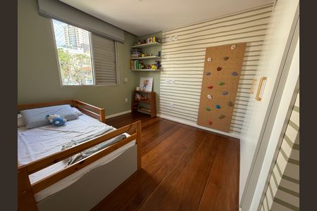 Casa à venda com 3 quartos, 200m² em Vila Santo Estevão, São Paulo