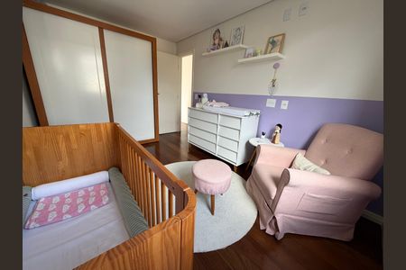 Casa à venda com 3 quartos, 200m² em Vila Santo Estevão, São Paulo