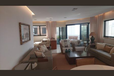 Apartamento para alugar com 4 quartos, 195m² em Indianópolis, São Paulo