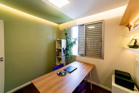 Apartamento à venda com 155m², 4 quartos e 1 vagaEscritório