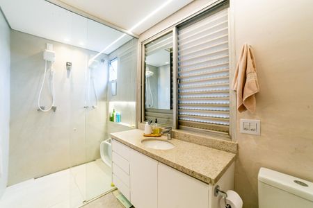 Apartamento à venda com 155m², 4 quartos e 1 vagaBanheiro da Suíte