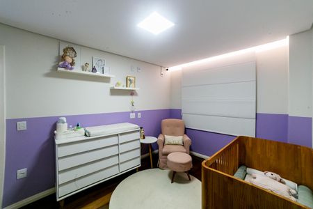 Apartamento à venda com 155m², 4 quartos e 1 vagaQuarto 2