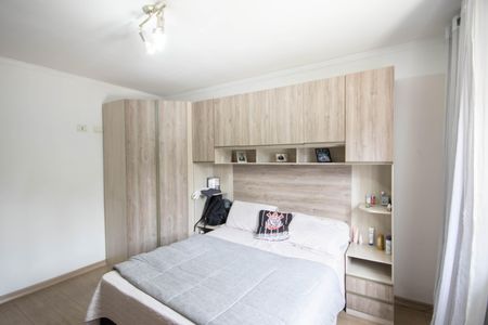 Casa à venda com 240m², 4 quartos e 2 vagasQuarto 1