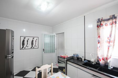 Casa à venda com 240m², 4 quartos e 2 vagasCozinha