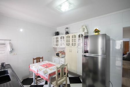 Casa à venda com 240m², 4 quartos e 2 vagasCozinha