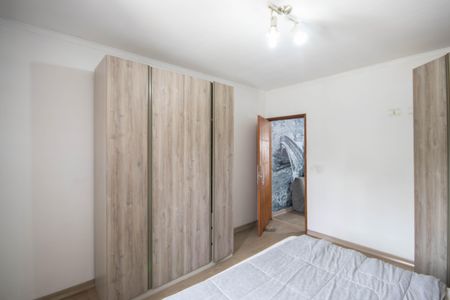 Casa à venda com 240m², 4 quartos e 2 vagasQuarto 1