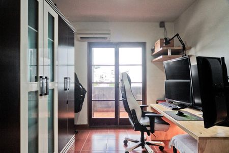 Casa para alugar com 265m², 3 quartos e 3 vagas Casa para alugar com 265m², 3 quartos e 3 vagasQuarto 2