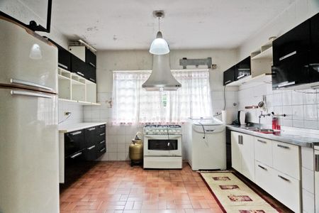 Casa para alugar com 265m², 3 quartos e 3 vagas Casa para alugar com 265m², 3 quartos e 3 vagasCozinha