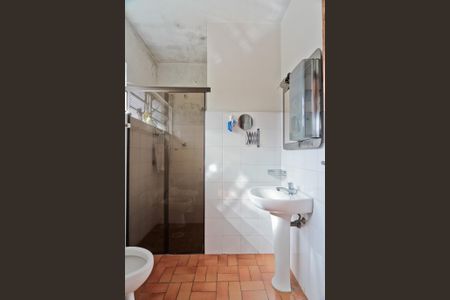 Banheiro da Suíte de casa para alugar com 3 quartos, 265m² em Parque Peruche, São Paulo