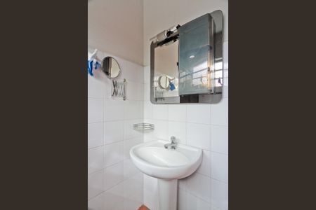 Casa para alugar com 265m², 3 quartos e 3 vagas Casa para alugar com 265m², 3 quartos e 3 vagasBanheiro da Suíte