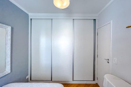 Apartamento à venda com 58m², 2 quartos e 1 vagaQuarto 2