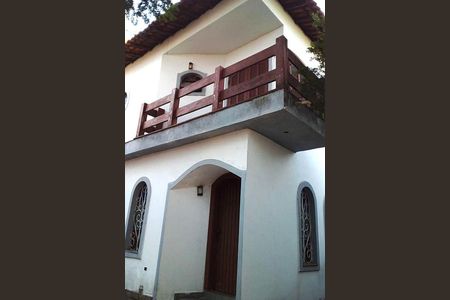 Casa à venda com 250m², 4 quartos e 5 vagas