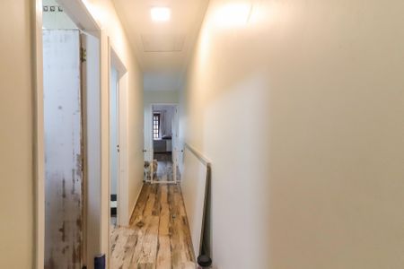 Casa à venda com 125m², 3 quartos e 2 vagas Casa à venda com 125m², 3 quartos e 2 vagasCorredor