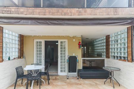 Sala - Varanda de casa à venda com 3 quartos, 125m² em Vila Albano, São Paulo