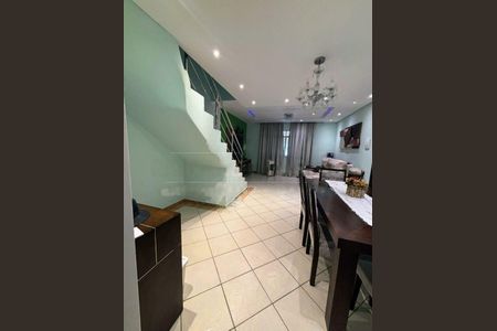 Casa à venda com 3 quartos, 150m² em Cidade Dutra, São Paulo