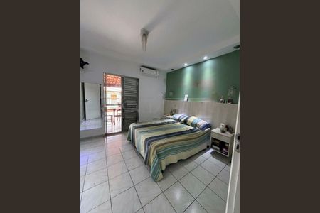 Casa à venda com 3 quartos, 150m² em Cidade Dutra, São Paulo