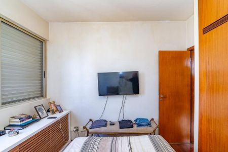 Apartamento à venda com 97m², 3 quartos e 2 vagasQuarto 2