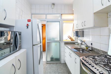 Apartamento à venda com 97m², 3 quartos e 2 vagasCozinha