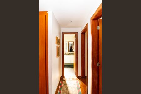 Apartamento à venda com 97m², 3 quartos e 2 vagasCorredor