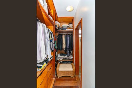 Apartamento à venda com 97m², 3 quartos e 2 vagasCloset da suíte