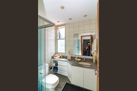 Apartamento à venda com 97m², 3 quartos e 2 vagasBanheiro Social