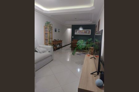 Casa à venda com 3 quartos, 118m² em Cidade Dutra, São Paulo