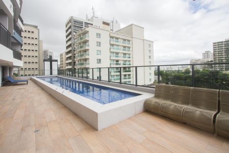 Apartamento à venda com 34m², 1 quarto e sem vagaPiscina