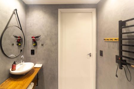 Apartamento à venda com 34m², 1 quarto e sem vagaBanheiro