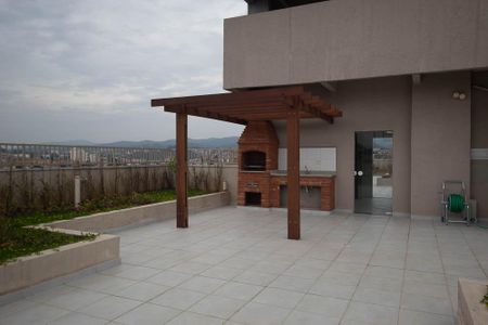 Studio para alugar com 32m², 1 quarto e sem vaga Studio para alugar com 32m², 1 quarto e sem vagaÁrea comum - Churrasqueira