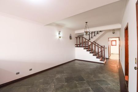 Casa para alugar com 3 quartos, 267m² em Vila Isolina Mazzei, São Paulo
