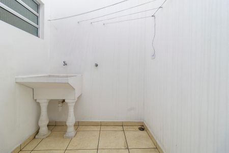 Casa para alugar com 100m², 2 quartos e sem vaga