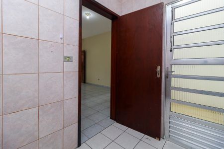 Casa para alugar com 100m², 2 quartos e sem vaga
