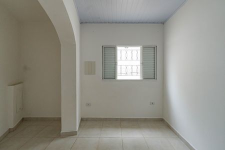 Casa para alugar com 140m², 4 quartos e 2 vagas Casa para alugar com 140m², 4 quartos e 2 vagasSala