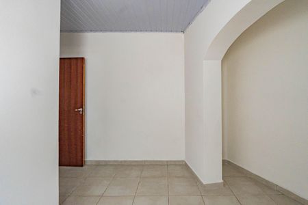 Casa para alugar com 140m², 4 quartos e 2 vagas Casa para alugar com 140m², 4 quartos e 2 vagasSala