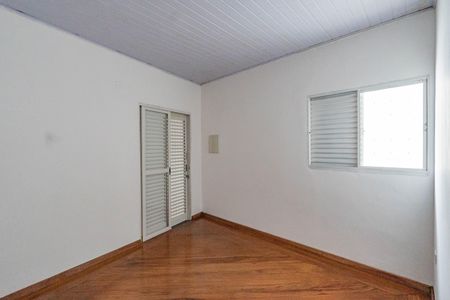 Casa para alugar com 140m², 4 quartos e 2 vagas Casa para alugar com 140m², 4 quartos e 2 vagasQuarto 2