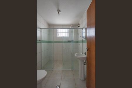 Casa para alugar com 140m², 4 quartos e 2 vagas Casa para alugar com 140m², 4 quartos e 2 vagasBanheiro 2