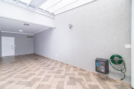 Casa à venda com 115m², 2 quartos e 3 vagasGaragem