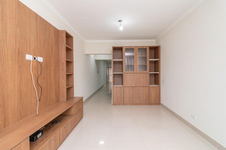 Casa à venda com 115m², 2 quartos e 3 vagasSala